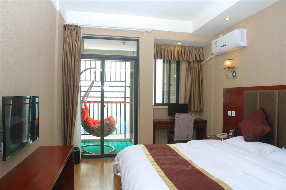 Helun Hotel Chengdu Exterior foto