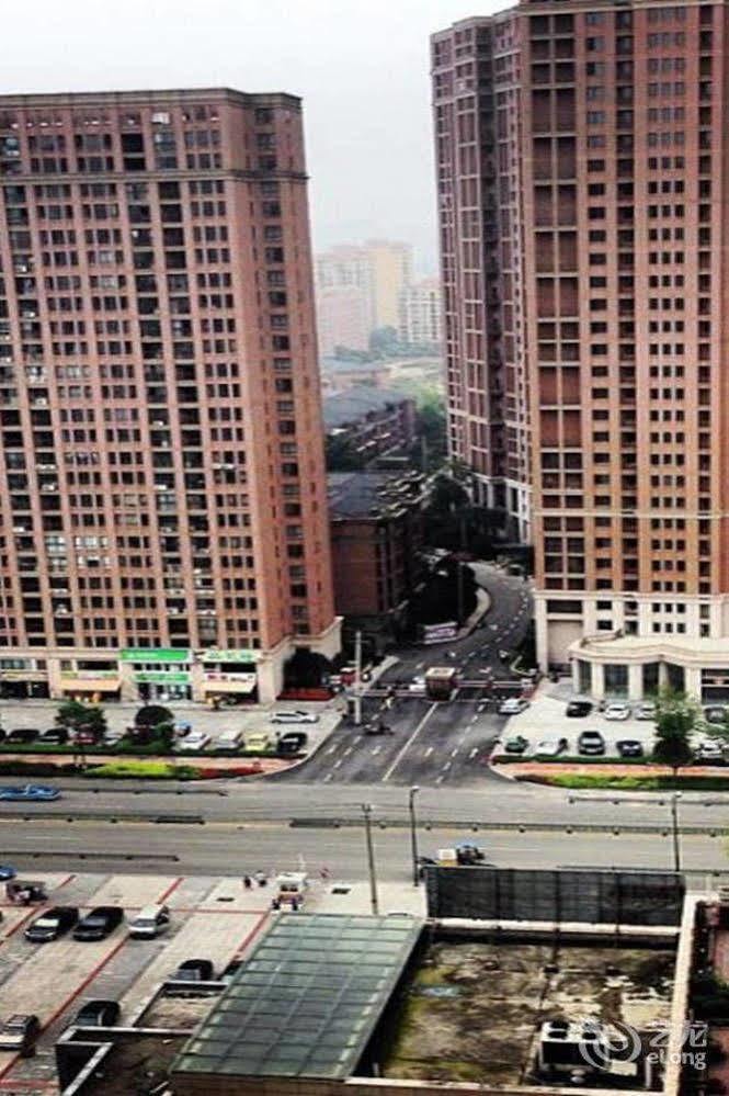 Helun Hotel Chengdu Exterior foto